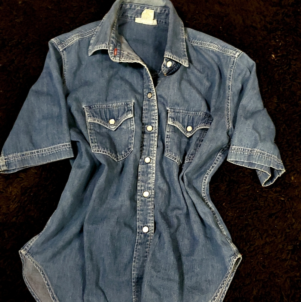 Button down top